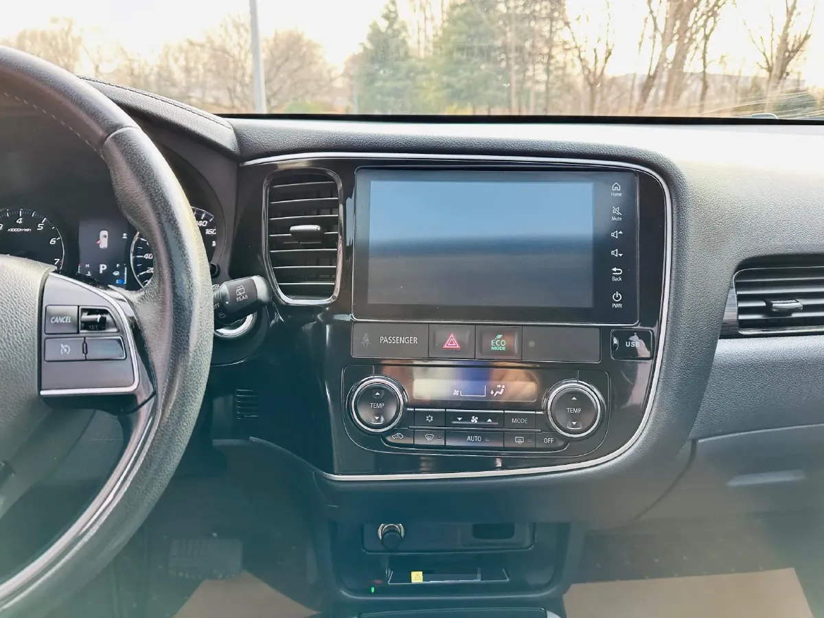 2019 Mitsubishi Outlander 2.0L 166HP L4 CVT,autocango,china used car exporter,china ev exporter,chinese used car exporter,chinese used ev exporter