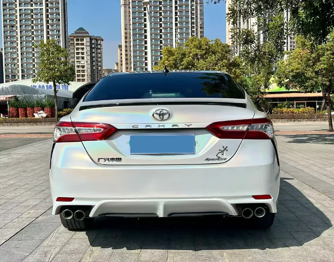 2021 Toyota Camry 2.5L 209HP L4 8AT,autocango,china used car exporter,china ev exporter,chinese used car exporter,chinese used ev exporter