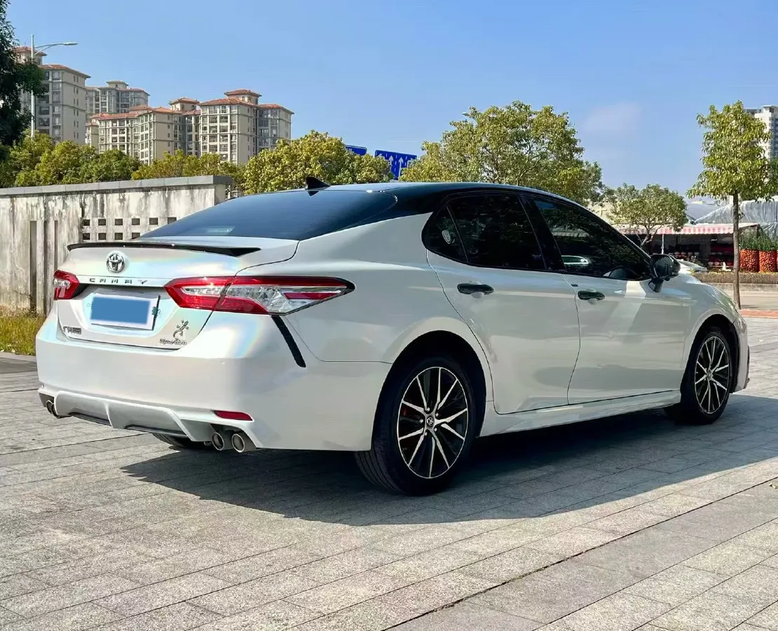 2021 Toyota Camry 2.5L 209HP L4 8AT,autocango,china used car exporter,china ev exporter,chinese used car exporter,chinese used ev exporter