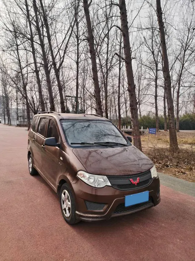 2015 WuLing HongGuang 1.5L 112HP L4 5MT,autocango,china used car exporter,china ev exporter,chinese used car exporter,chinese used ev exporter