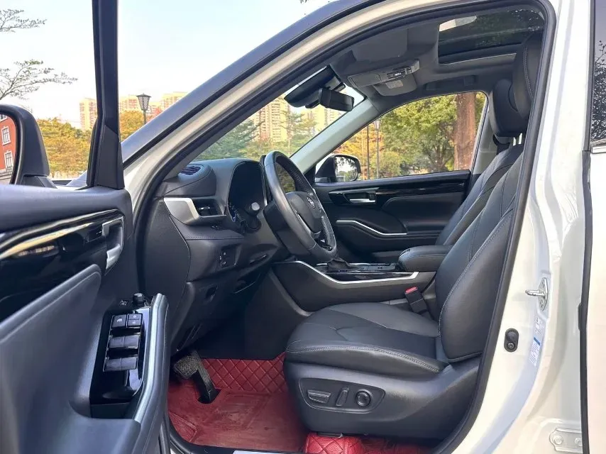 2022 Toyota Highlander 2.5L 192HP L4 E-CVT Hybrid,autocango,china used car exporter,china ev exporter,chinese used car exporter,chinese used ev exporter