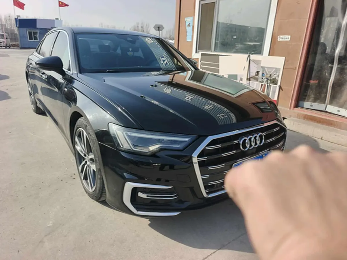 2019 Audi A6L 2.0T 190HP L4 7DCT,autocango,china used car exporter,china ev exporter,chinese used car exporter,chinese used ev exporter