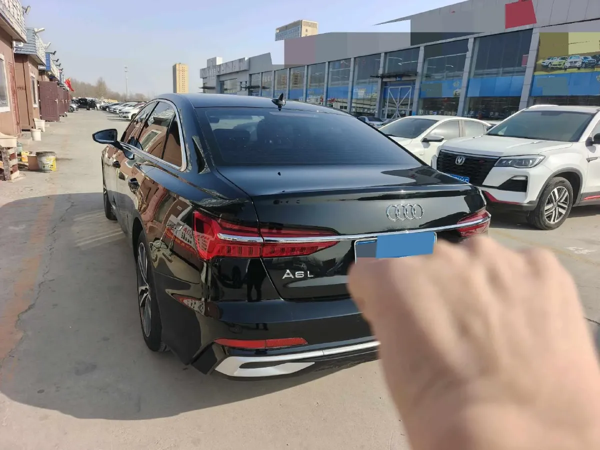 2019 Audi A6L 2.0T 190HP L4 7DCT,autocango,china used car exporter,china ev exporter,chinese used car exporter,chinese used ev exporter