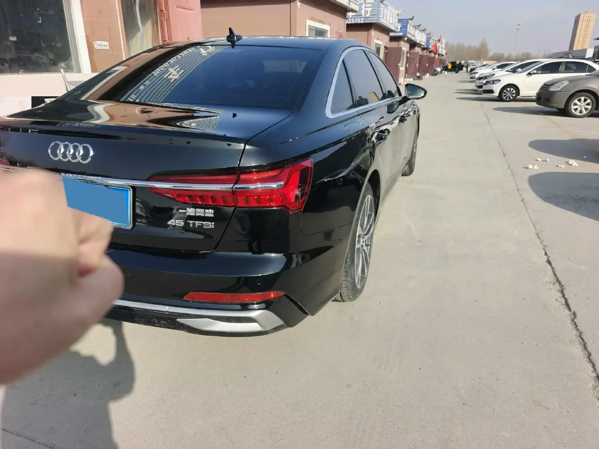 2019 Audi A6L 2.0T 190HP L4 7DCT,autocango,china used car exporter,china ev exporter,chinese used car exporter,chinese used ev exporter