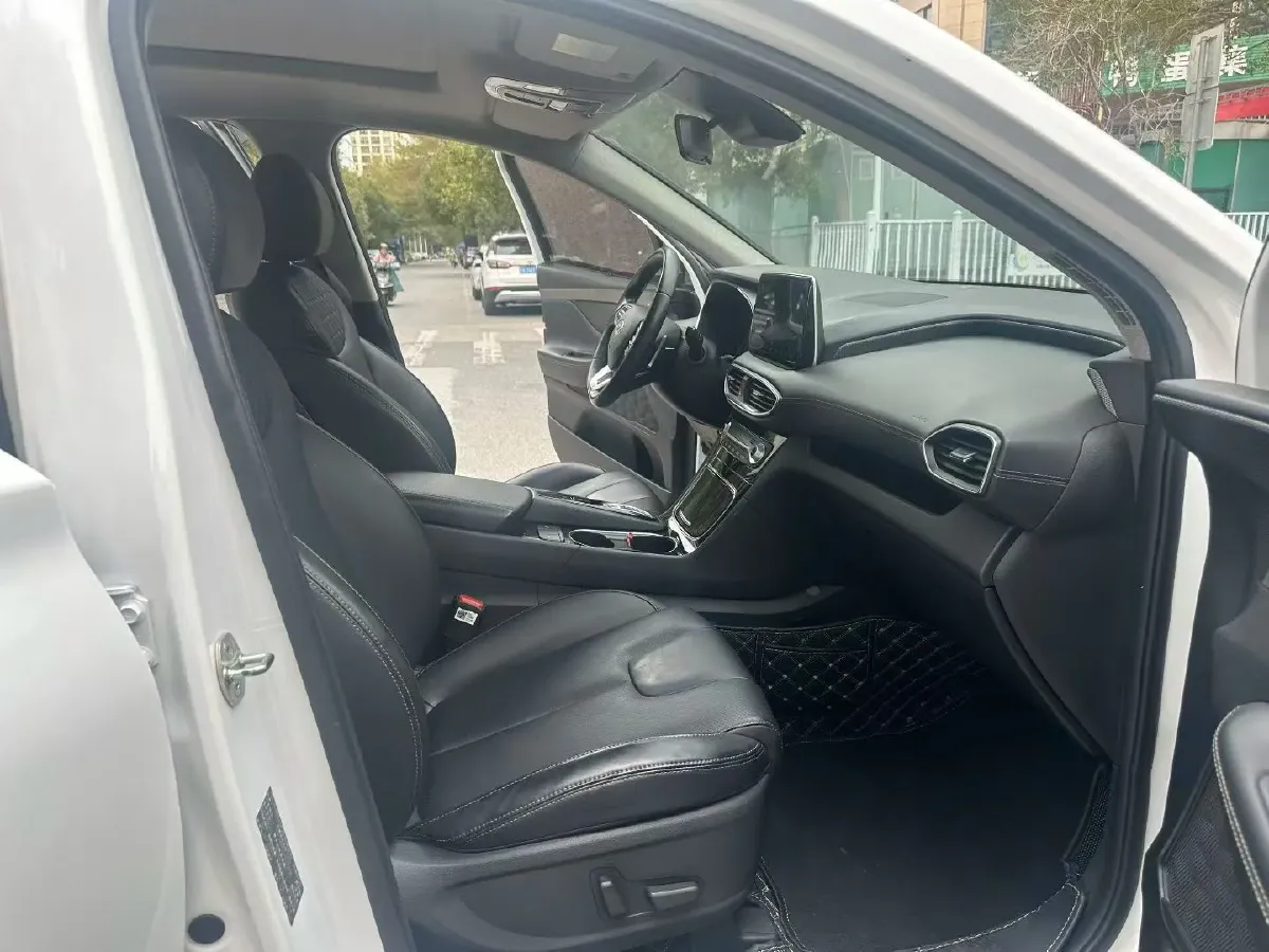 2019 Hyundai Santafe 2.0T 240HP L4 8AT,autocango,china used car exporter,china ev exporter,chinese used car exporter,chinese used ev exporter