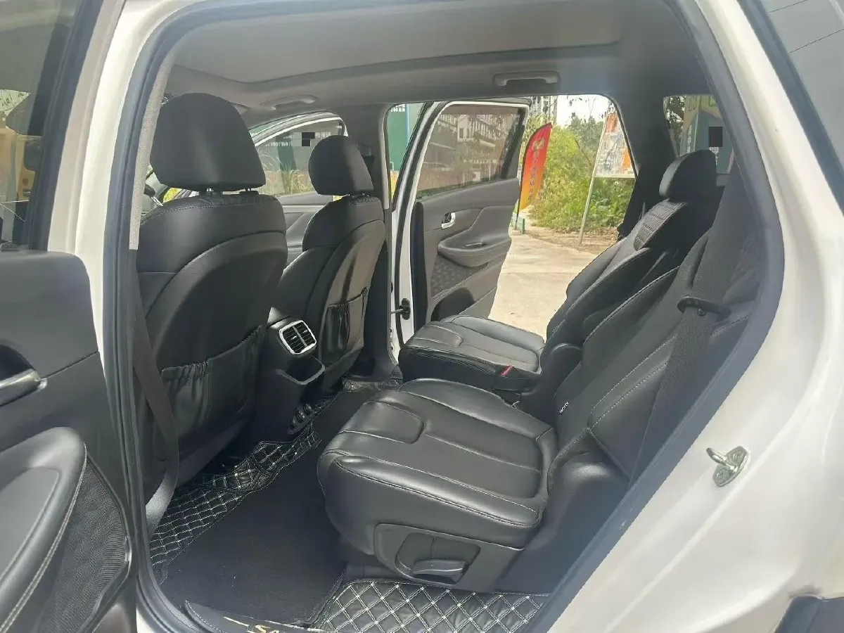 2019 Hyundai Santafe 2.0T 240HP L4 8AT,autocango,china used car exporter,china ev exporter,chinese used car exporter,chinese used ev exporter