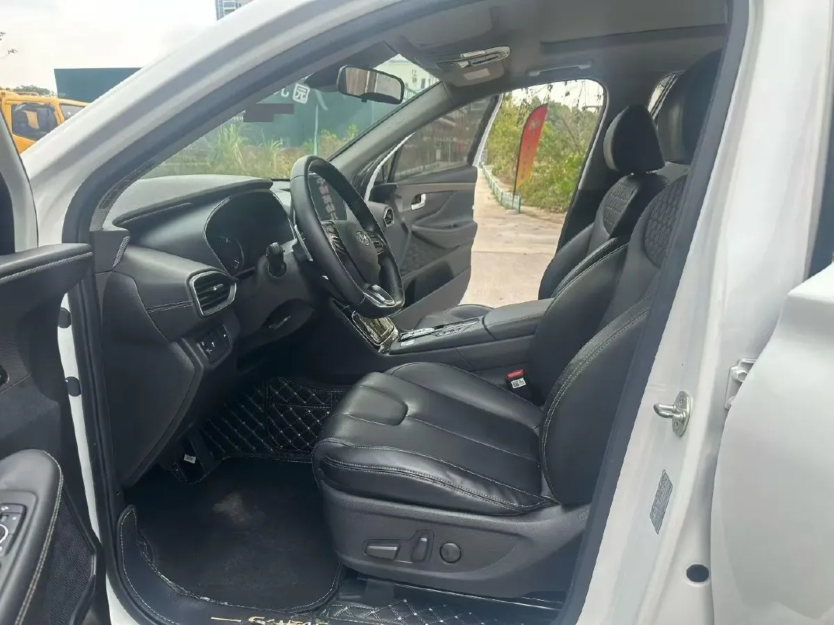 2019 Hyundai Santafe 2.0T 240HP L4 8AT,autocango,china used car exporter,china ev exporter,chinese used car exporter,chinese used ev exporter