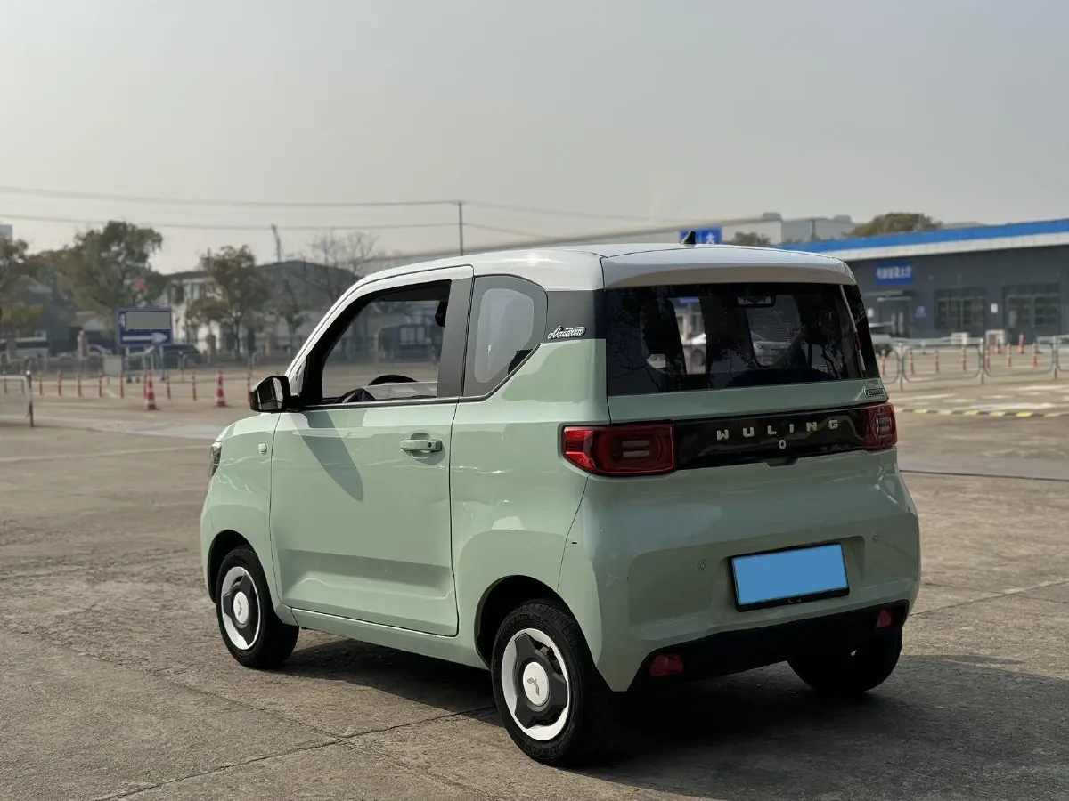 2021 WuLing HongGuang MINI EV BEV 13.9KWH,autocango,china used car exporter,china ev exporter,chinese used car exporter,chinese used ev exporter