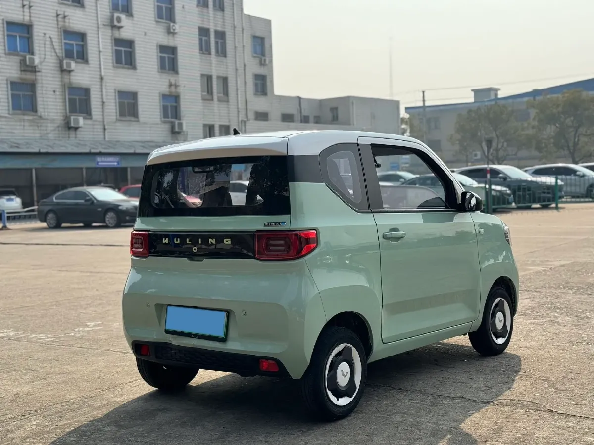 2021 WuLing HongGuang MINI EV BEV 13.9KWH,autocango,china used car exporter,china ev exporter,chinese used car exporter,chinese used ev exporter
