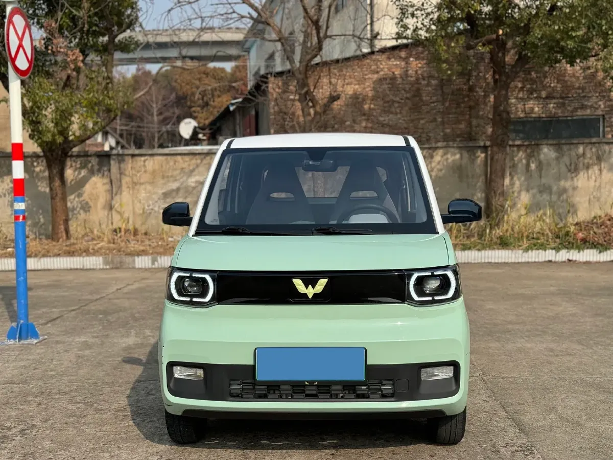 2021 WuLing HongGuang MINI EV BEV 13.9KWH,autocango,china used car exporter,china ev exporter,chinese used car exporter,chinese used ev exporter