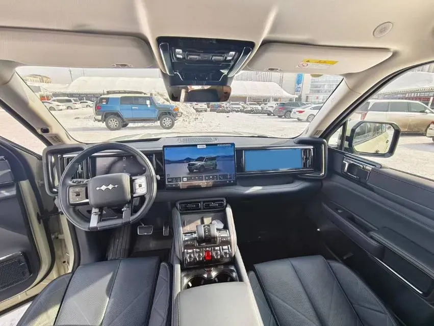 2025 FangChengBao Bao 5 1.5T 194HP L4 E-CVT PHEV 31.8KWH,autocango,china used car exporter,china ev exporter,chinese used car exporter,chinese used ev exporter