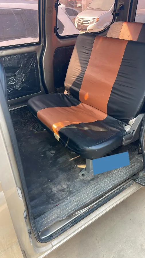 2020 WuLing RongGuang 1.2L 76HP L4 5MT,autocango,china used car exporter,china ev exporter,chinese used car exporter,chinese used ev exporter