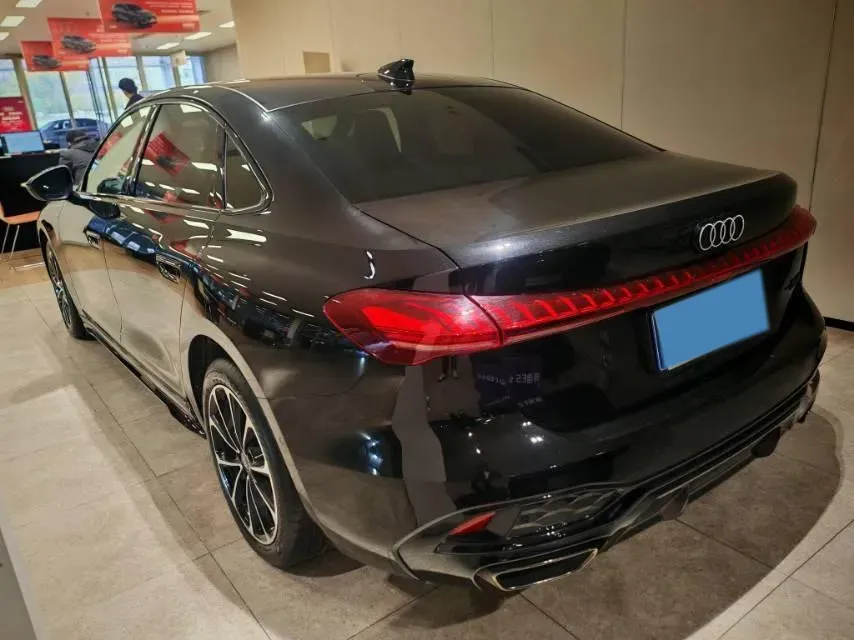 2026 Audi A5L 2.0T 170HP L4 7DCT,autocango,china used car exporter,china ev exporter,chinese used car exporter,chinese used ev exporter