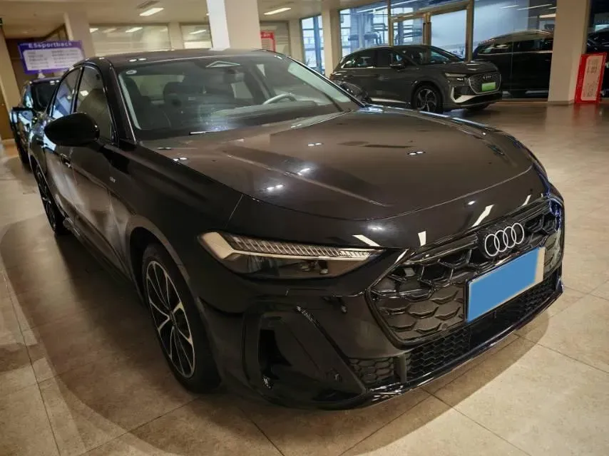 2026 Audi A5L 2.0T 170HP L4 7DCT,autocango,china used car exporter,china ev exporter,chinese used car exporter,chinese used ev exporter