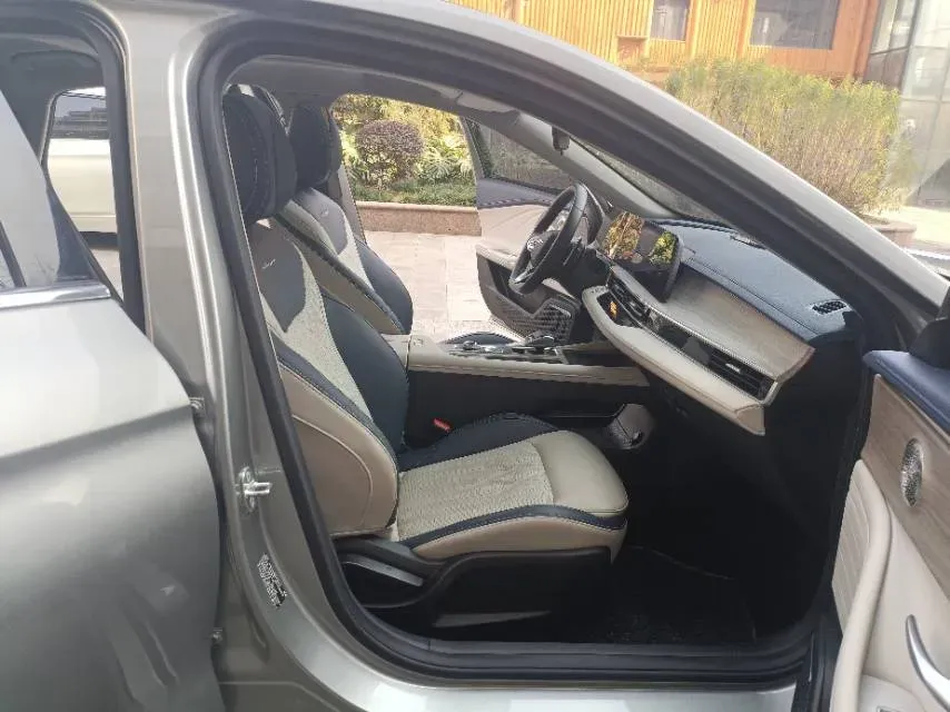 2022 Chery Arrizo 8 1.6T 197HP L4 7DCT,autocango,china used car exporter,china ev exporter,chinese used car exporter,chinese used ev exporter