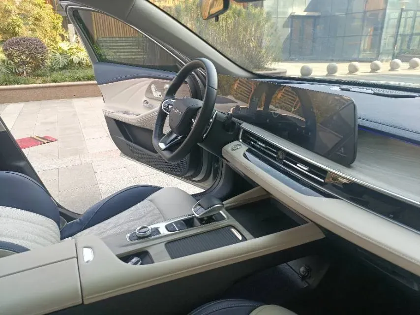 2022 Chery Arrizo 8 1.6T 197HP L4 7DCT,autocango,china used car exporter,china ev exporter,chinese used car exporter,chinese used ev exporter