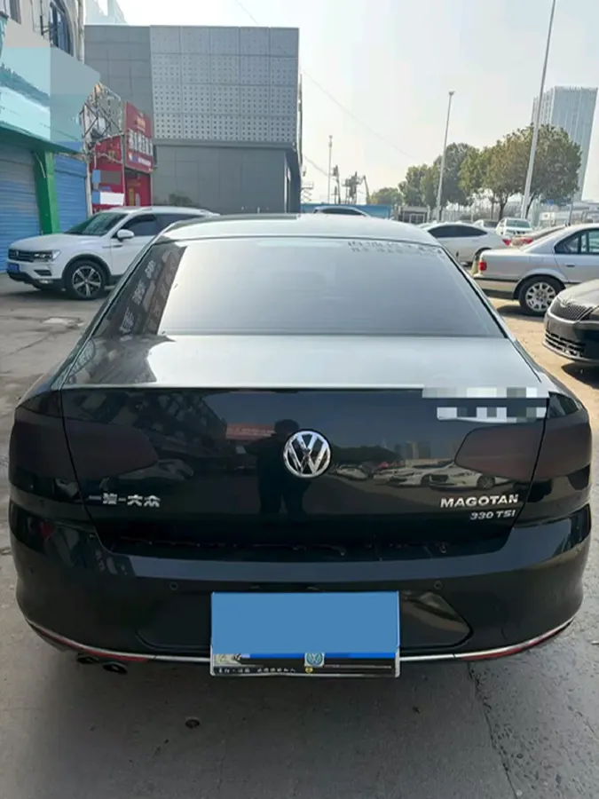 2018 Volkswagen Magotan 1.8T 180HP L4 7DCT,autocango,china used car exporter,china ev exporter,chinese used car exporter,chinese used ev exporter