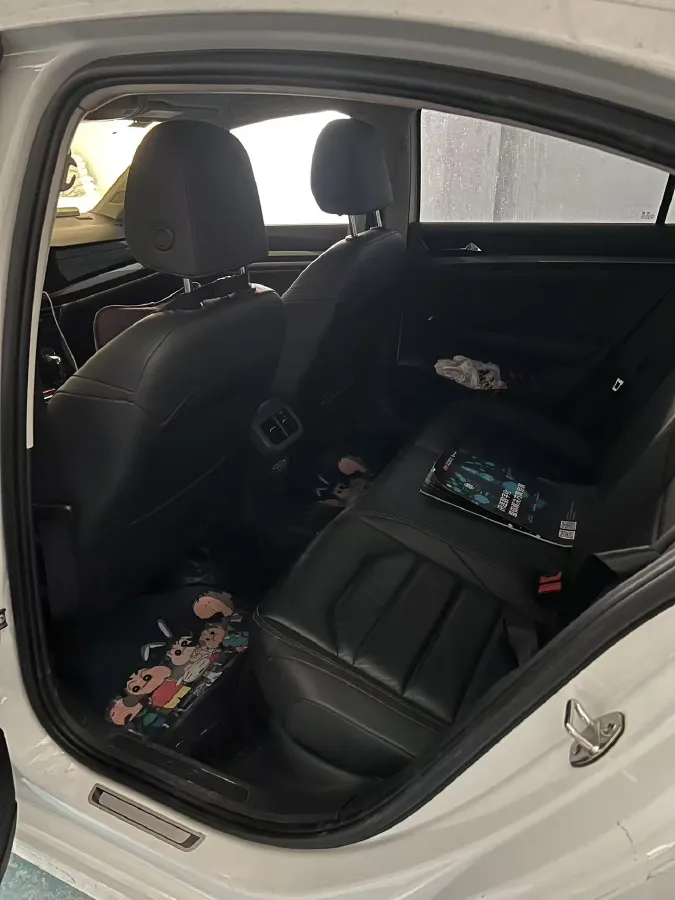 2019 Roewe RX5 MAX 2.0T 231HP L4 6DCT,autocango,china used car exporter,china ev exporter,chinese used car exporter,chinese used ev exporter