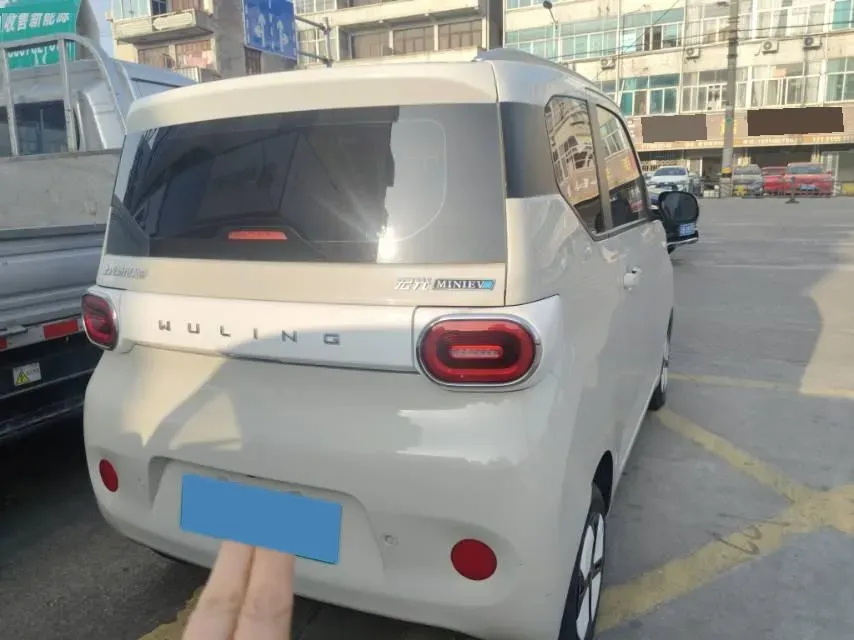 2024 WuLing HongGuang MINI EV BEV 17.3KWH,autocango,china used car exporter,china ev exporter,chinese used car exporter,chinese used ev exporter