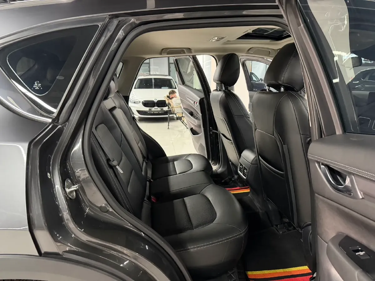 2022 Hyundai Tucson 2.0L 150HP L4 6AT Hybrid,autocango,china used car exporter,china ev exporter,chinese used car exporter,chinese used ev exporter