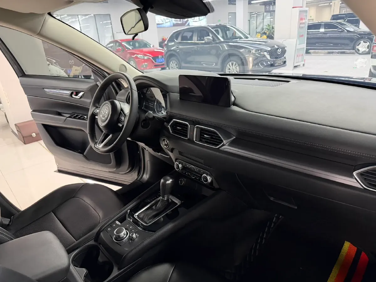 2022 Hyundai Tucson 2.0L 150HP L4 6AT Hybrid,autocango,china used car exporter,china ev exporter,chinese used car exporter,chinese used ev exporter