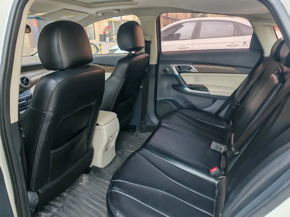 2018 BeiJing Auto EU5 BEV 53.66KWH,autocango,china used car exporter,china ev exporter,chinese used car exporter,chinese used ev exporter