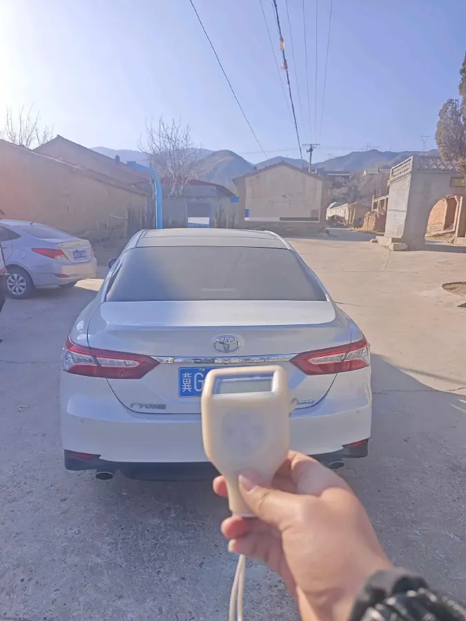 2019 Toyota Camry 2.5L 209HP L4 8AT,autocango,china used car exporter,china ev exporter,chinese used car exporter,chinese used ev exporter