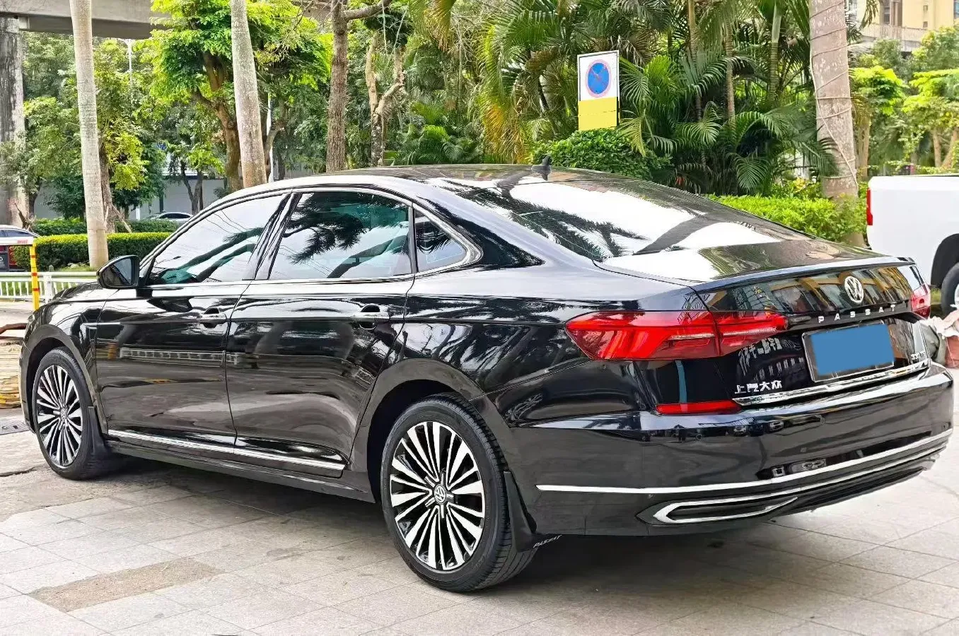 2019 Volvo V40 1.5T 152HP L4 6AT,autocango,china used car exporter,china ev exporter,chinese used car exporter,chinese used ev exporter