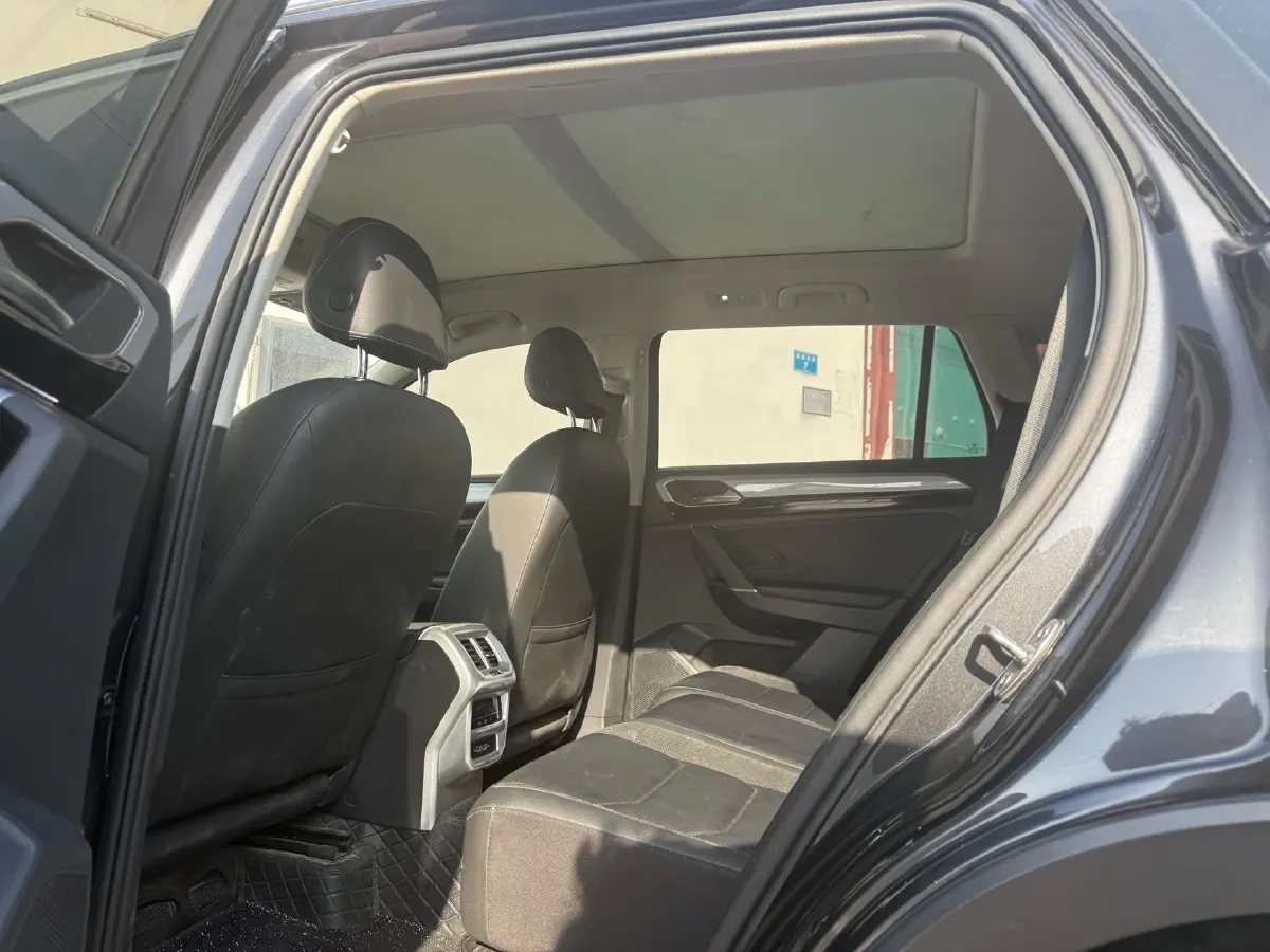 2020 Volkswagen Tayron 2.0T 186HP L4 7DCT,autocango,china used car exporter,china ev exporter,chinese used car exporter,chinese used ev exporter