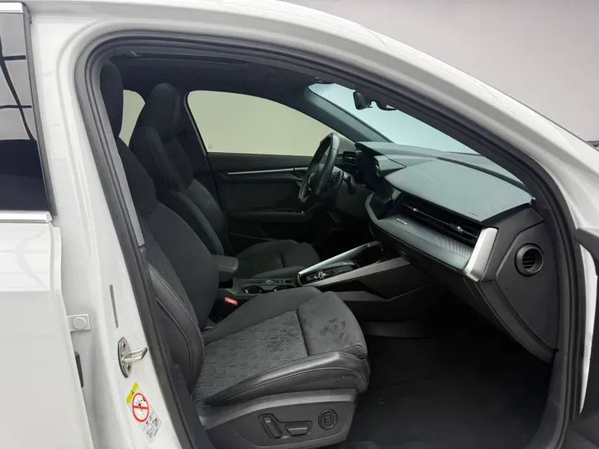 2022 Audi A3 1.4T 150HP L4 7DCT,autocango,china used car exporter,china ev exporter,chinese used car exporter,chinese used ev exporter