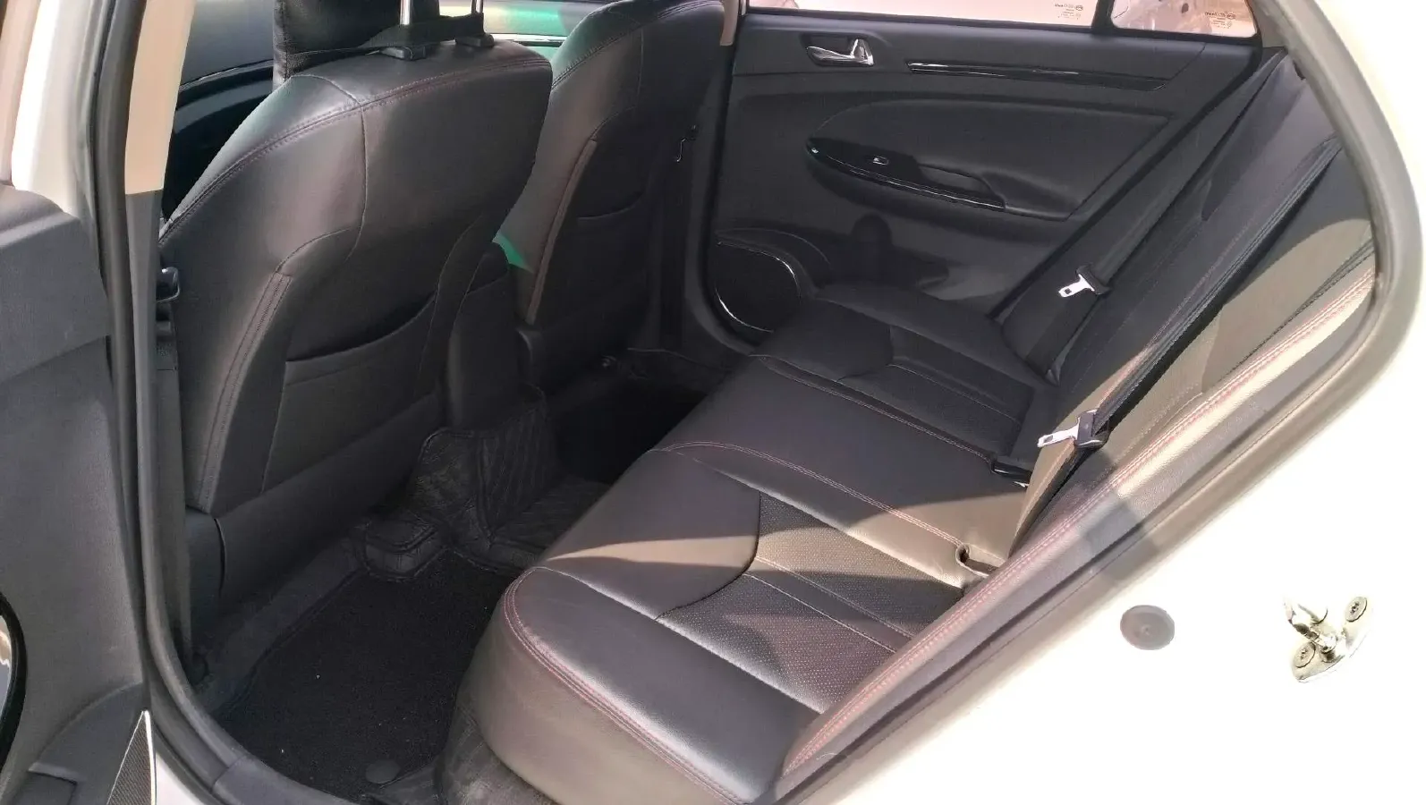 2018 BYD e5 BEV 60.48KWH,autocango,china used car exporter,china ev exporter,chinese used car exporter,chinese used ev exporter