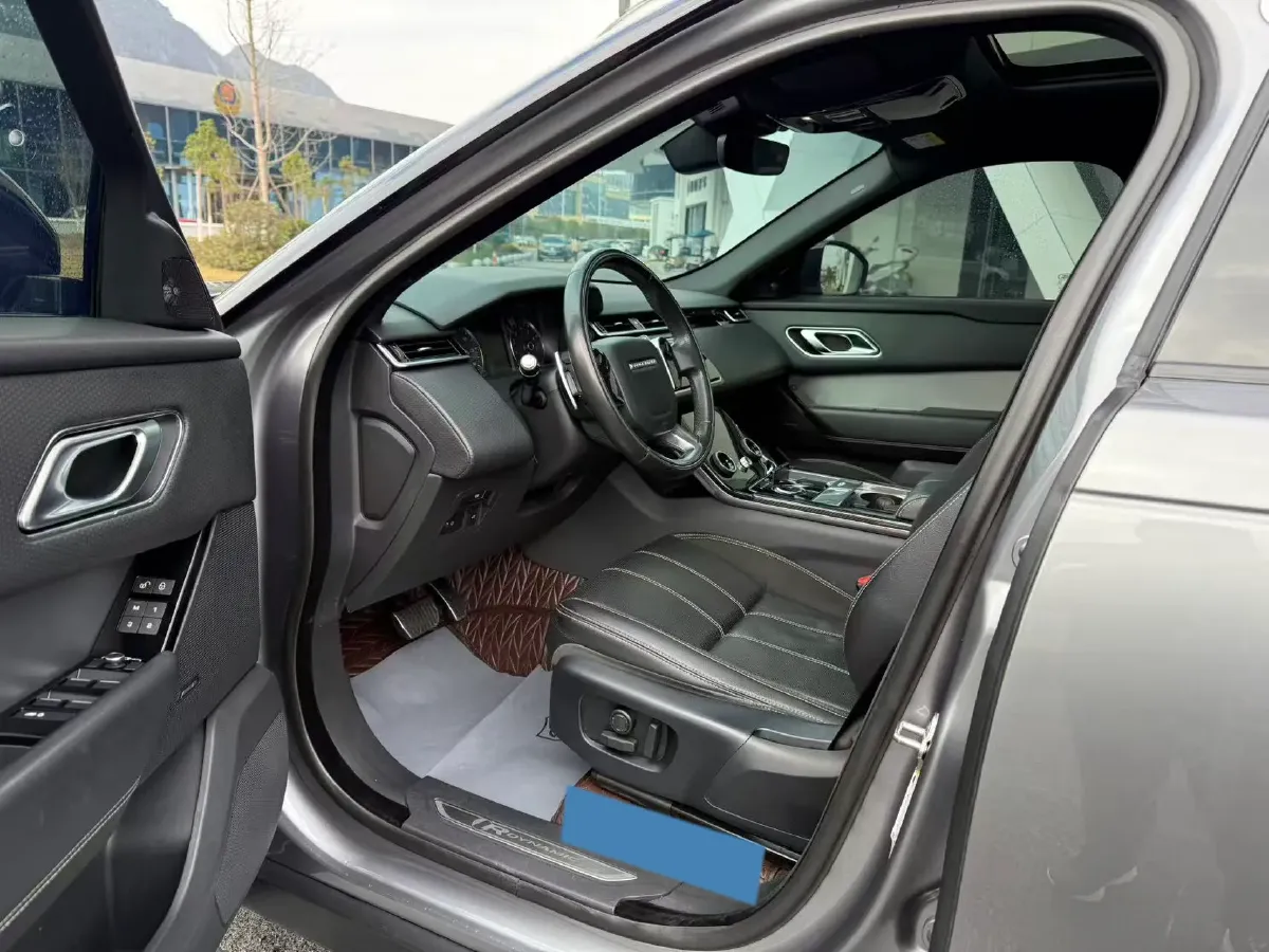 2020 Land Rover Range Rover Velar 2.0T 250HP L4 8AT,autocango,china used car exporter,china ev exporter,chinese used car exporter,chinese used ev exporter