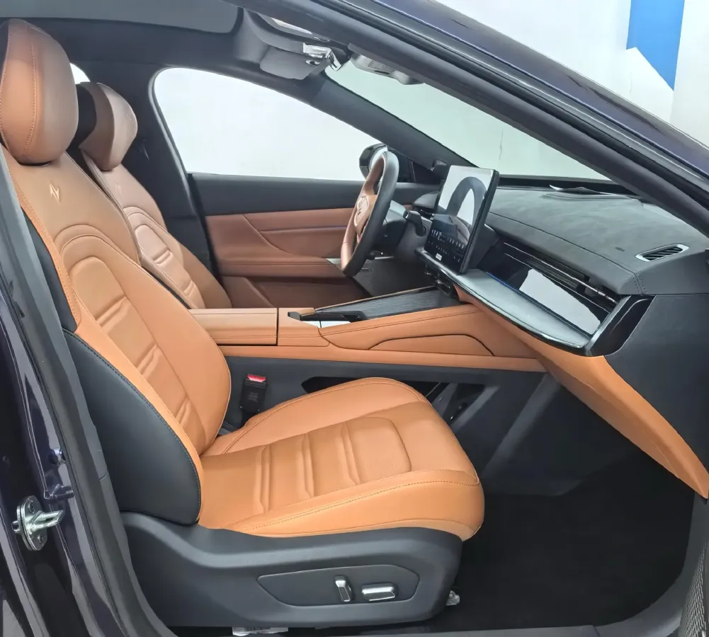 2024 DongFeng eπ eπ007 REEV 105HP REEV 28.4KWH,autocango,china used car exporter,china ev exporter,chinese used car exporter,chinese used ev exporter