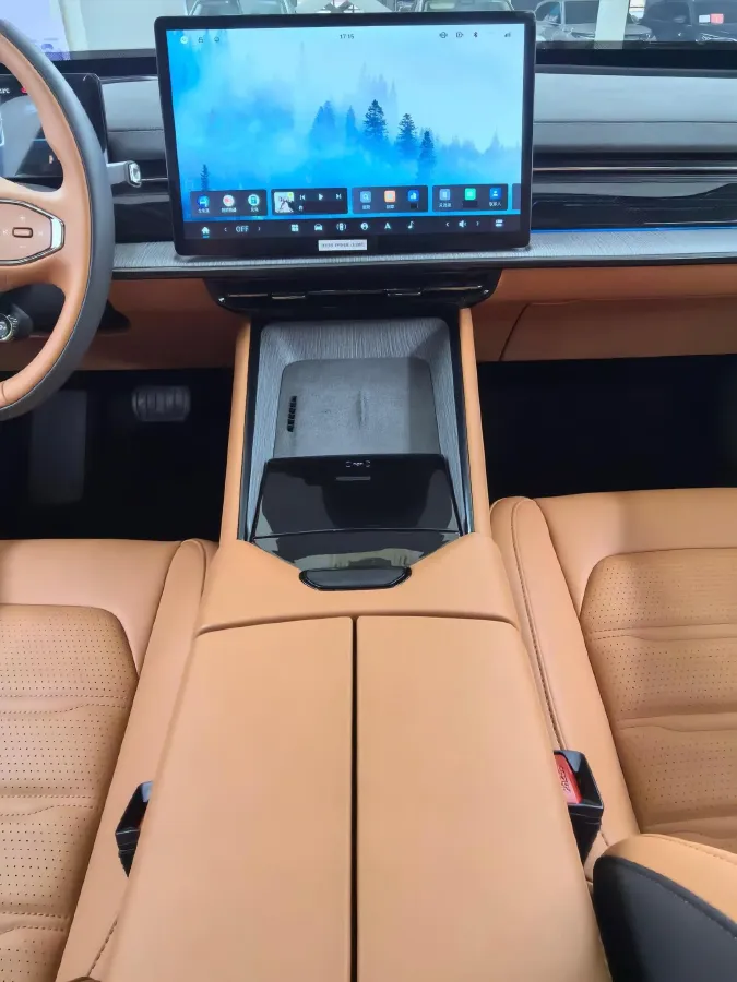 2024 DongFeng eπ eπ007 REEV 105HP REEV 28.4KWH,autocango,china used car exporter,china ev exporter,chinese used car exporter,chinese used ev exporter