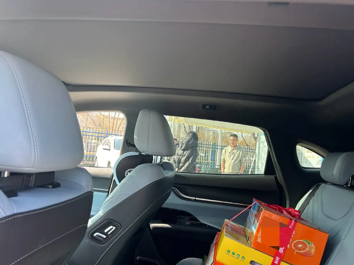 2023 Chery EV eQ7 BEV 67.12KWH,autocango,china used car exporter,china ev exporter,chinese used car exporter,chinese used ev exporter