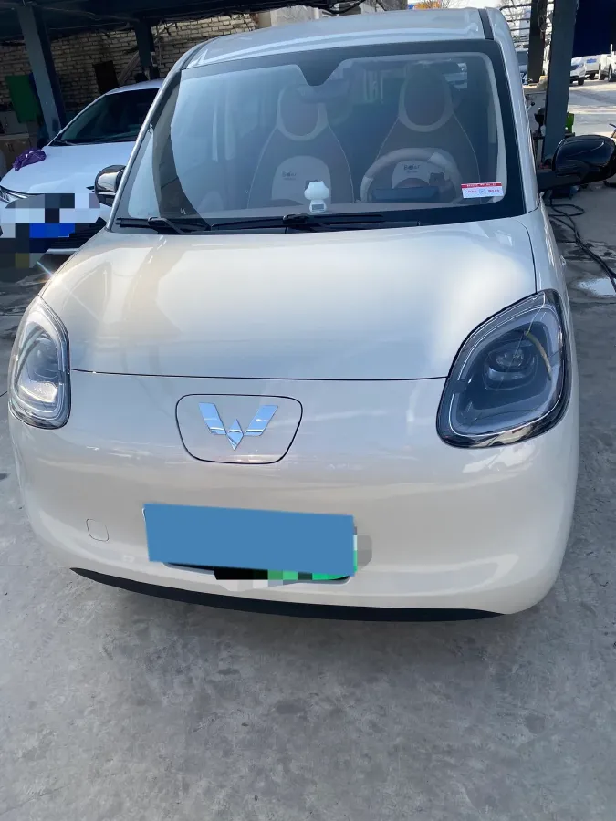2025 WuLing HongGuang MINI EV BEV 16.2KWH,autocango,china used car exporter,china ev exporter,chinese used car exporter,chinese used ev exporter