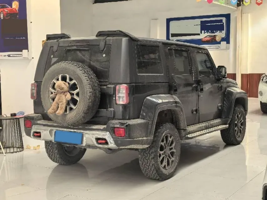 2020 Beijing BJ40 2.0T 224HP L4 8AT,autocango,china used car exporter,china ev exporter,chinese used car exporter,chinese used ev exporter