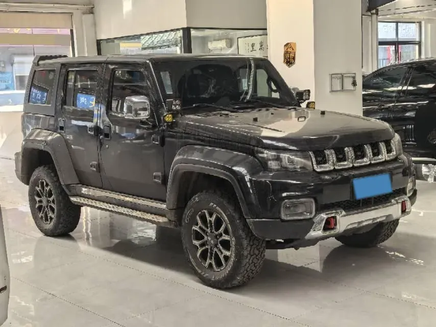 2020 Beijing BJ40 2.0T 224HP L4 8AT,autocango,china used car exporter,china ev exporter,chinese used car exporter,chinese used ev exporter