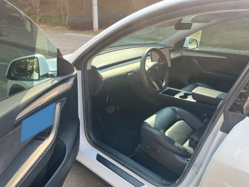 2022 Tesla Model Y BEV 60KWH,autocango,china used car exporter,china ev exporter,chinese used car exporter,chinese used ev exporter