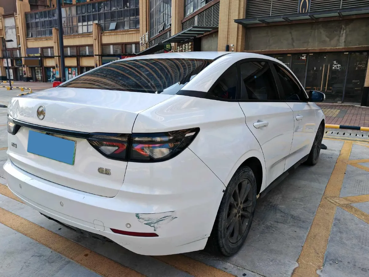 2021 Weltmeister E.5 BEV 49.92KWH,autocango,china used car exporter,china ev exporter,chinese used car exporter,chinese used ev exporter
