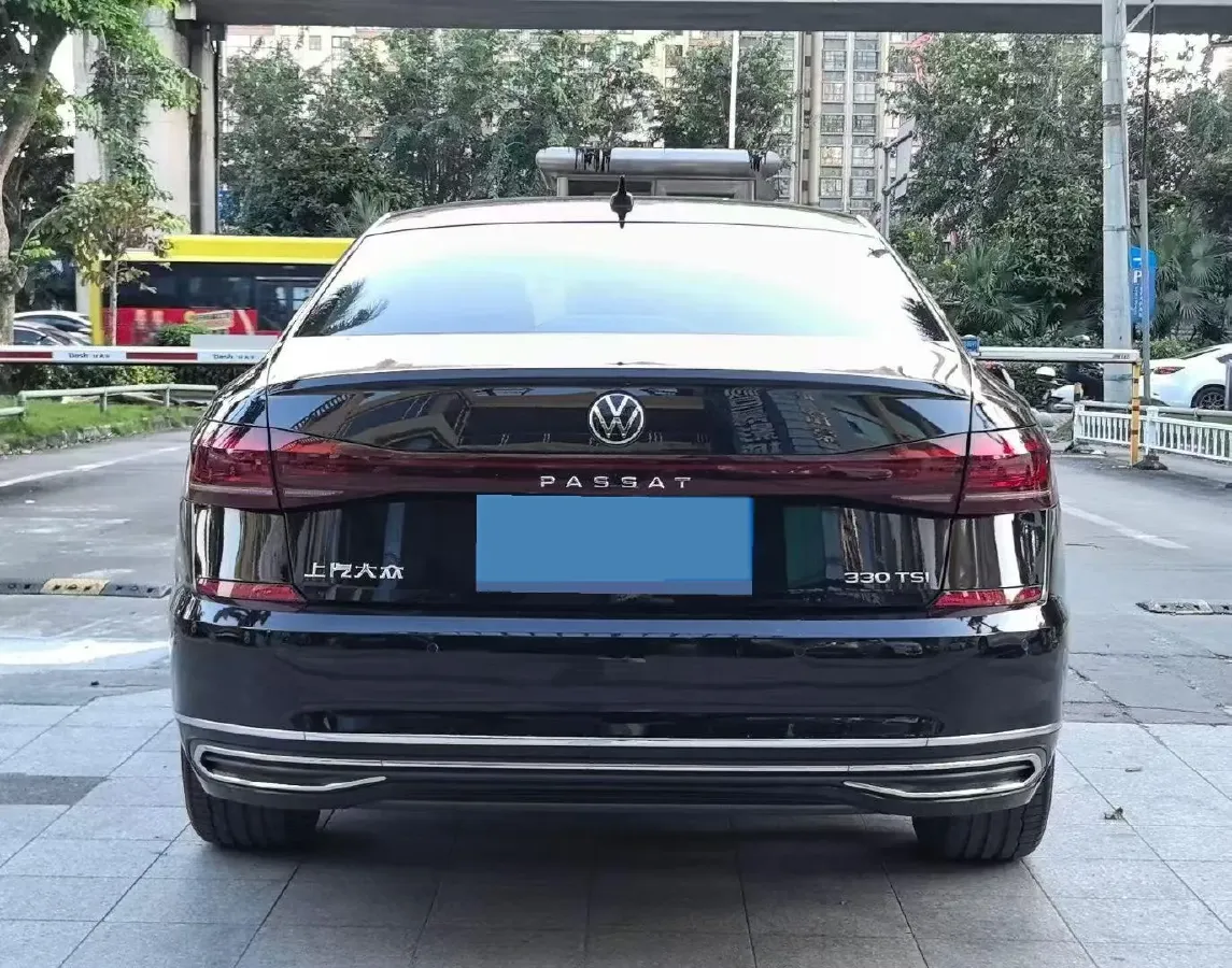 2023 Volkswagen Passat 2.0T 186HP L4 7DCT,autocango,china used car exporter,china ev exporter,chinese used car exporter,chinese used ev exporter