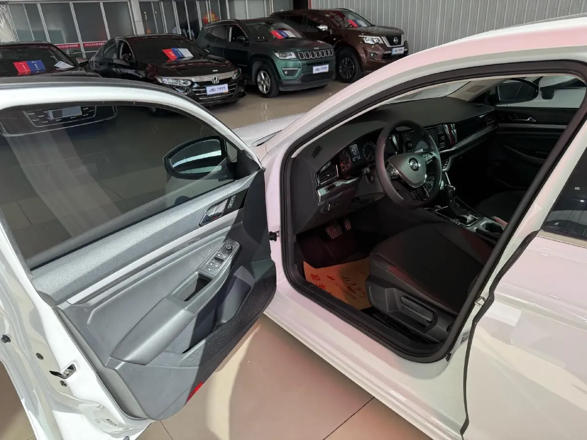 2020 Volkswagen Bora 1.5L 113HP L4 6AT,autocango,china used car exporter,china ev exporter,chinese used car exporter,chinese used ev exporter