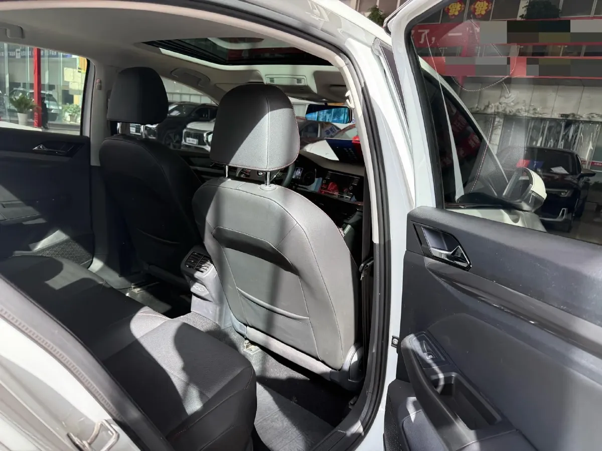 2020 Volkswagen Bora 1.5L 113HP L4 6AT,autocango,china used car exporter,china ev exporter,chinese used car exporter,chinese used ev exporter