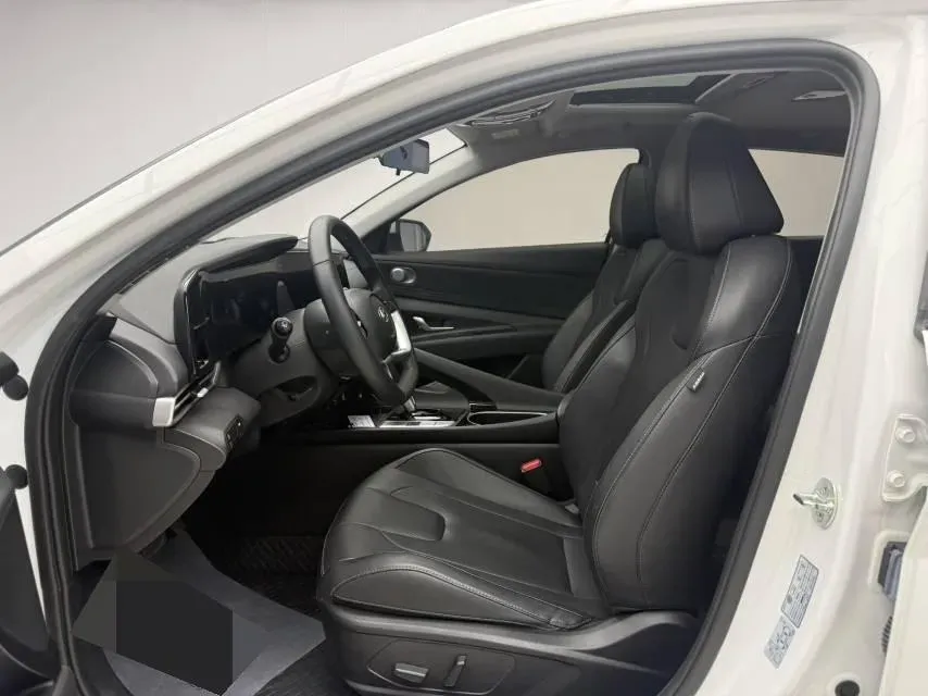 2022 Hyundai Elantra 1.5L 115HP L4 CVT,autocango,china used car exporter,china ev exporter,chinese used car exporter,chinese used ev exporter