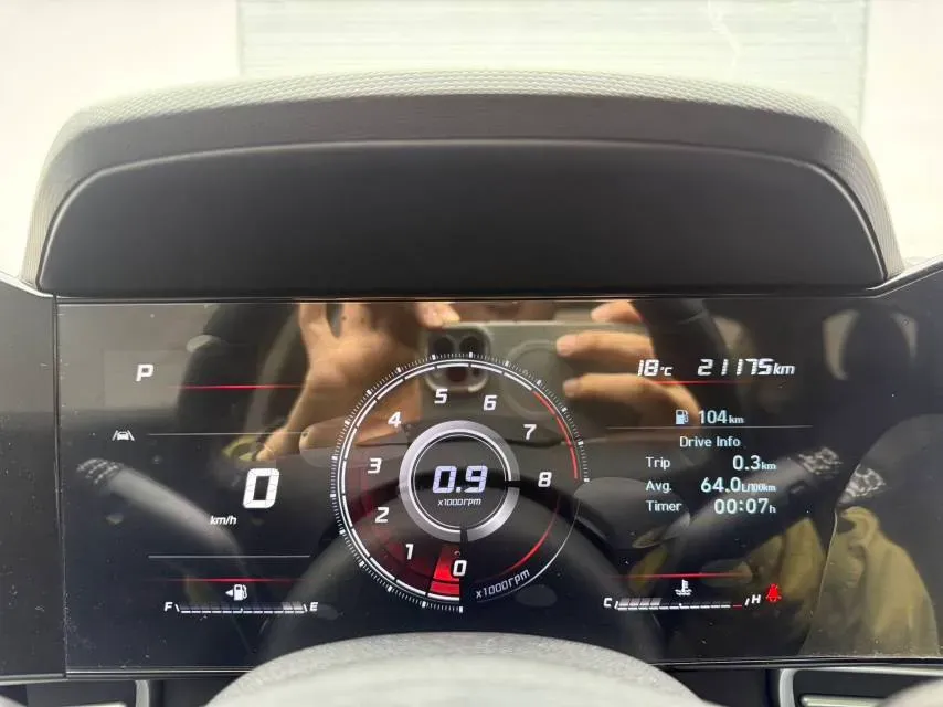 2022 Hyundai Elantra 1.5L 115HP L4 CVT,autocango,china used car exporter,china ev exporter,chinese used car exporter,chinese used ev exporter