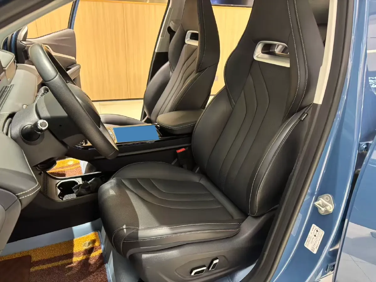 2022 MAXUS T70 2.0T 163HP L4 6AT,autocango,china used car exporter,china ev exporter,chinese used car exporter,chinese used ev exporter