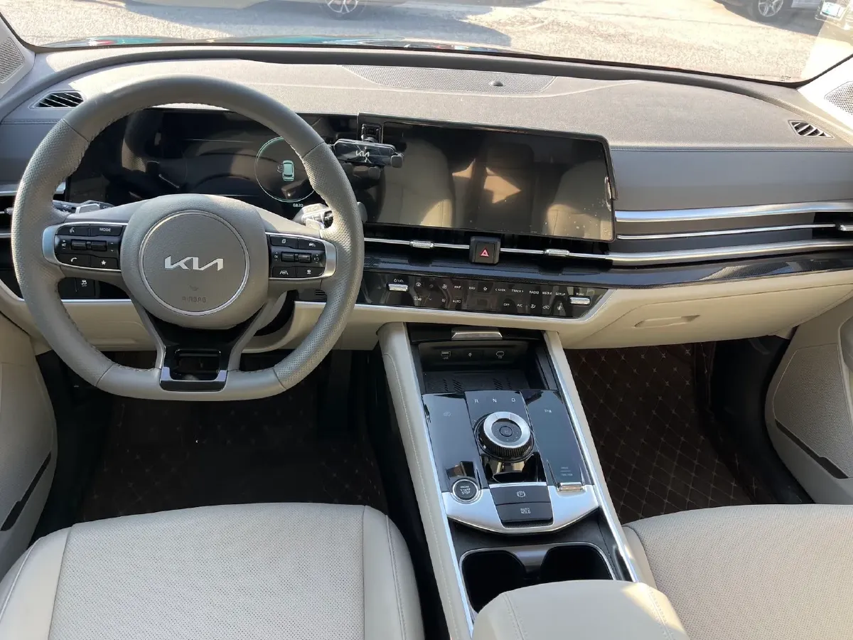 2023 Kia Sportage 1.5T 200HP L4 8AT,autocango,china used car exporter,china ev exporter,chinese used car exporter,chinese used ev exporter