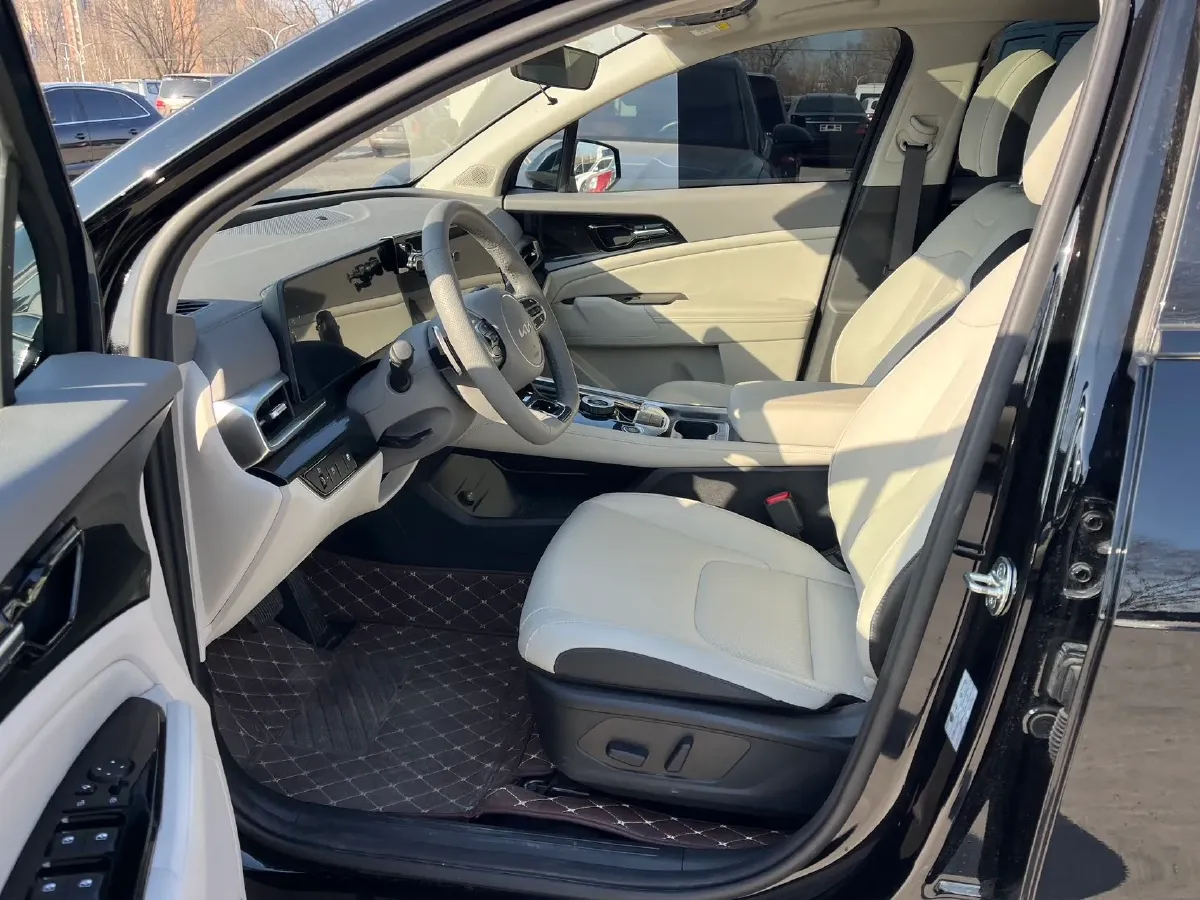 2023 Kia Sportage 1.5T 200HP L4 8AT,autocango,china used car exporter,china ev exporter,chinese used car exporter,chinese used ev exporter