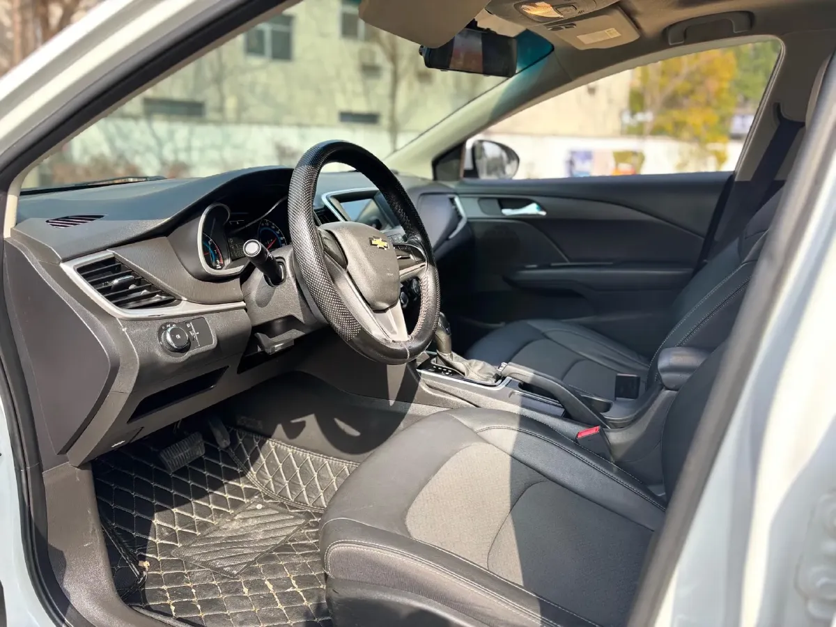 2019 Chevrolet Cavalier 1.5L 113HP L4 6AT,autocango,china used car exporter,china ev exporter,chinese used car exporter,chinese used ev exporter
