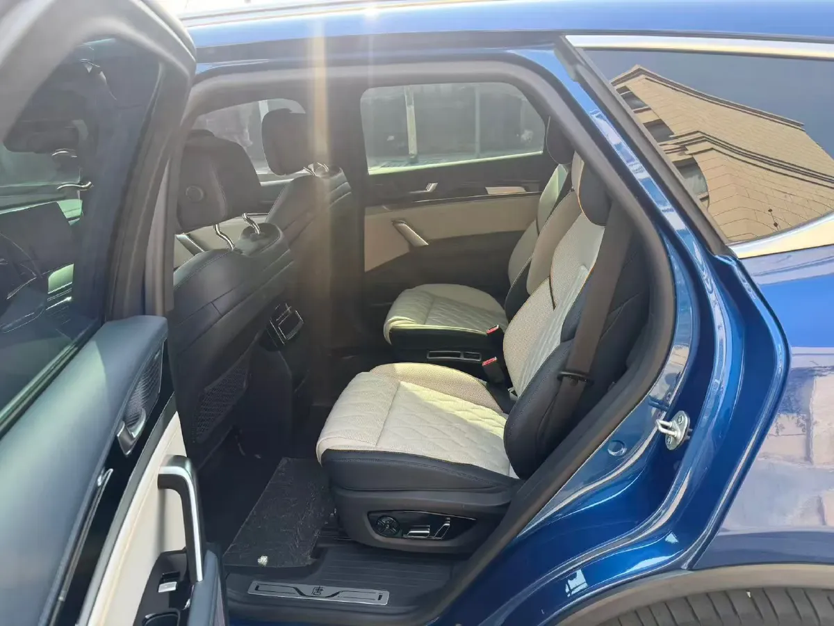 2022 Roewe iMAX8 BEV 90KWH,autocango,china used car exporter,china ev exporter,chinese used car exporter,chinese used ev exporter